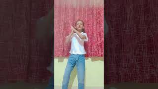 Meri bahon mein tutrending dance youtubesshort kaashvi Srivastava [upl. by Garner]