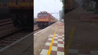 🔥🚇14217Unchahar Express Reached Samalkhaunchahar express train shortvideo viralvideo trending [upl. by Wilkey]