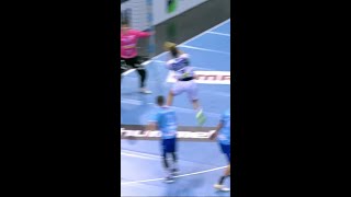 Geht es viel schöner❓ Mehr Handball❓ Die schönsten Tore spektakulärsten Paraden und größten Gänseha [upl. by Ardnikat]