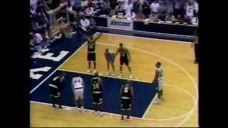 12051992 1 Michigan Wolverines at 4 Duke Blue Devils [upl. by Acirretal]