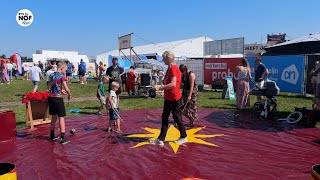 Tweede editie Bouwvak Festival valt in de smaak quotWy sjogge minsken genietsjenquot [upl. by Jermyn769]