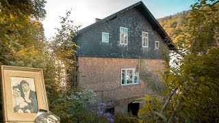 UNE MAISON ABANDONNÉE DU JOUR AU LENDEMAIN   Urbex [upl. by Tavia561]