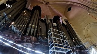 La renaissance du grand orgue de NotreDame [upl. by Emelina380]