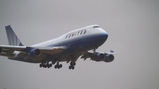 Storm United Airlines Boeing 747400 Go Around at Narita [upl. by Zumwalt]