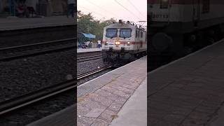 12723 Telangana Express Hyderabad  New Delhi Coming Secunderabad Junction Railway Station [upl. by Wayland]