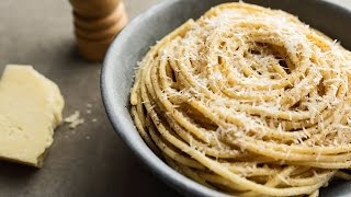 Il Mondo in cucina Tonnarelli Cacio e Pepe [upl. by Elleved]