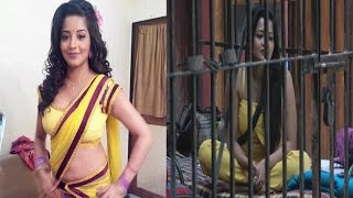 फूटफूट कर रोई भोजपूरी एक्ट्रेस मोनालिसा  Bigg Boss 10 Bhojpuri Hottie Monalisa Breaks Into Tears [upl. by Annola959]