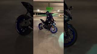 ABSURD Straight Piped Yamaha R1M  Full Titanium Austin Racing Exhaust Sound NO Baffles [upl. by Baptlsta600]