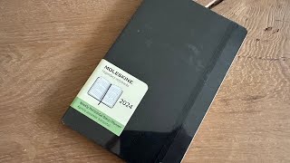 Moleskine Classic Planner 2024 Large Weekly horizontal hard cover 12 months Black Unboxing [upl. by Ringsmuth]