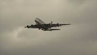 Qatar Airways A380 Aborts Landing at Heathrow Storm Eunice [upl. by Monson]