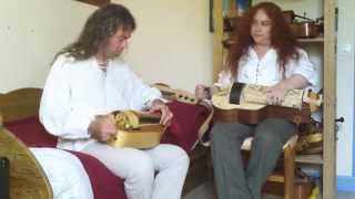 EDI BEO THU HEVEN QUENE Medieval Music hurdy gurdy duet [upl. by Dolhenty]