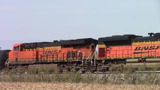 BNSF 9079 East in Cameron IL 92420 [upl. by Nehttam]