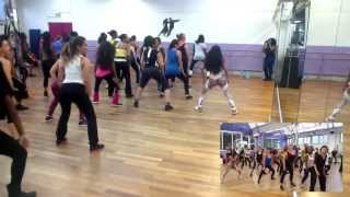 Cours de Samba Funk gratuit avec Davina [upl. by Aramat444]