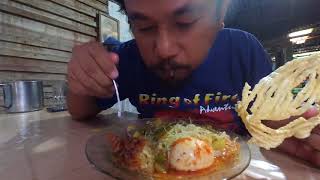 Lontong Mie  Makan Enak  Indonesian Food [upl. by Eeral]