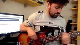 Frankie HINRG MC  Quelli Che Benpensano Bass Cover [upl. by Lavern]