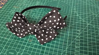 beautiful hair bows tutorial 🎀diybows tutorial easybow [upl. by Lathe192]