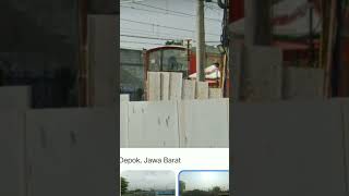 JPL 25 Depok 201820222024 jjpka indonesiarailwayscrossing [upl. by Nadean]