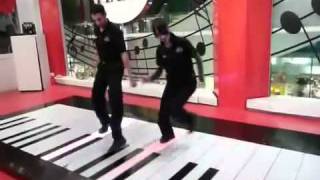 Bach on The Big Piano at FAO Schwarz [upl. by Ark550]