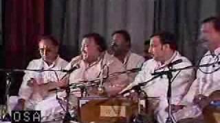 Pir Naseer UdDin Naseer RA BEST KALAM READ BY NUSRAT FATHA ALI KHAN PART 1wmv [upl. by Enowtna]