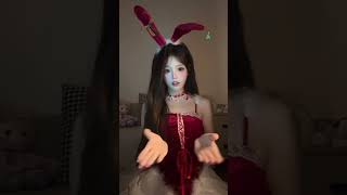 Just after Halloween it was Christmas ✨️cr zwq13176 christmas makeup tutorial makeuptutorial [upl. by Tanah]