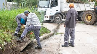 Limpiaron desagües pluviales y cámaras de captación en barrio San José Obrero [upl. by Ellesij]