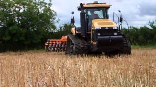 Farmers Guardian tracked tractor test Challenger MT865C [upl. by Chevy209]