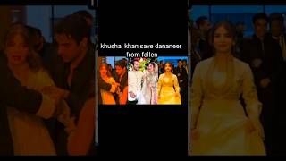 Dananer saved by khushal Khan at hum awards Mahinusama123 shorts [upl. by Uile114]