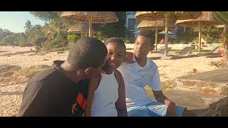 Yonas Family ft Blackanas  Lamour Sacré  Clip Officiel [upl. by Gregoire]