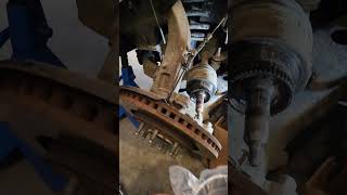 4×4 actuator replacing on Ford f150 2013 [upl. by Cusick94]