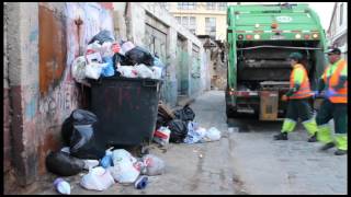 ¿Cómo funcionan los camiones de basura en Valparaíso [upl. by Eiduj696]