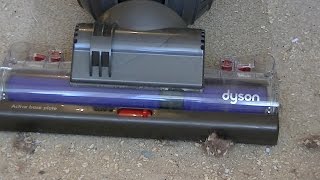 Dyson DC40 2015 Vacuum Cleaner Demonstration amp Review [upl. by Fruin]