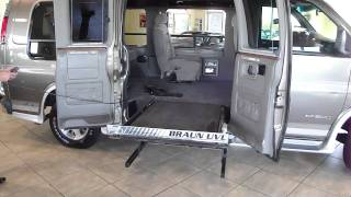 2002 Chevrolet handicap Wheelchair van at wwwthielmotorscom [upl. by Mudenihc675]