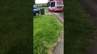 Sir Whippy ice cream van chimes Tonibell in Farnborough icecreamvan 🍦👑 [upl. by Lem826]