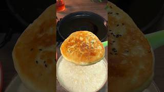 A pound of flour and nine taels of water are used to make a leavened pie [upl. by Maxy]