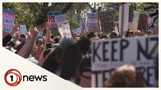 Trans rights protesters force Posie Parker to abandon Auckland event [upl. by Ellehsat75]