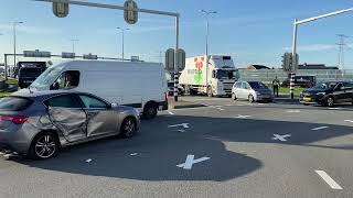 Ernstige verkeershinder na ongeluk Westerleeplein [upl. by Ezequiel]