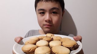 COMMENT FAIRE DES MACARONS AU NUTELLA  RECETTE FACILE [upl. by Adnilreh832]