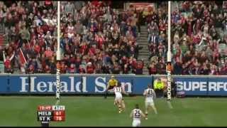 Russell Robertsons Final Goal  Round 22 2009 [upl. by Lacefield]