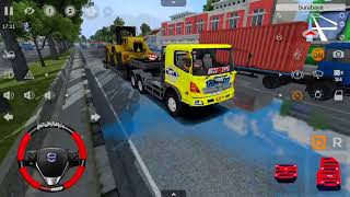 truk trailer bawa bakhoe besar naik kapal fery penyebrangan [upl. by Joseph]