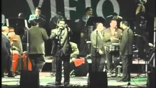 La Sonora Ponceña feat Domingo Quiñones y Charlie Aponte Hachero pa un palo Live [upl. by Isherwood]