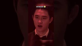 EXO DOS Iconic Reaction To HWASAS Performance at 2nd Blue Dragon Series Awards hwasa kyungsoo [upl. by Attehcnoc]