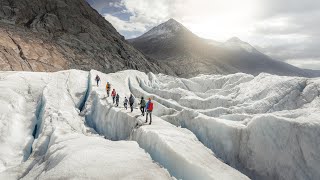 Geführte Wanderung auf dem Grossen Aletschgletscher [upl. by Nosauq883]