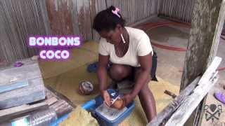 Recette des Bonbons Coco quotspécialequot Côte Est de lÎle Sainte Marie Madagascar [upl. by Masry]