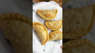 Keema samosa recipe  samosarecipe keemasamosa shortsvideo recipe foodvideos [upl. by Meares]