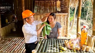 Harvesting field snails to sell at the market the engineer helps the girl wash her hair [upl. by Eimoan]