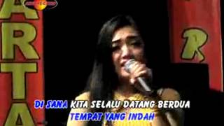 Deviana Safara  Bukit Berbunga  Dangdut Official Music Video [upl. by Aihsetel80]