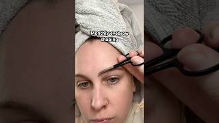 Easy eyebrow shaping tutorial eyebrowtutorial eyebrow beautytips beauty [upl. by Burkhard]