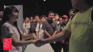 JKT48 1st Album quotHeavy Rotationquot Individual Handshake Event [upl. by Dwan]