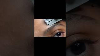 shave your eyebrow using of razor blade🤔 self eyebrow making 😉 ayat beauty salon [upl. by Larina937]