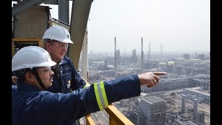 At the largest oil refinery in the world  Andrew Scheer [upl. by Etsyrk]